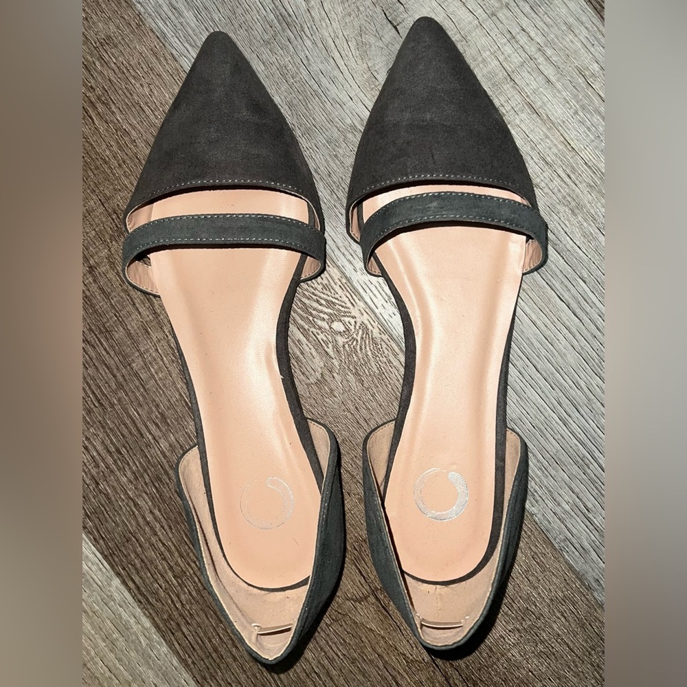 Journee Collection Size 9 flats
